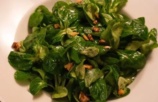 croquetas de espinacas y pinones croquetas